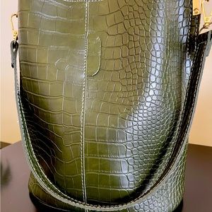 Bucket Bag Croco Embossed Faux Leather with two interchangeable straps